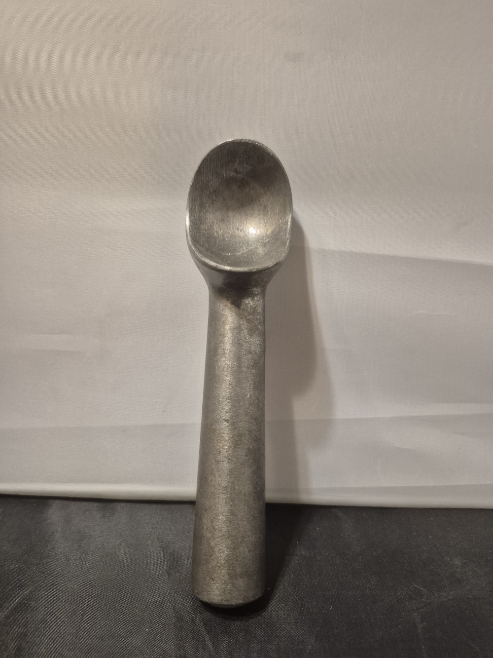 Vintage Pampered Chef Heavy-Duty Metal Ice Cream Scoop Collectible